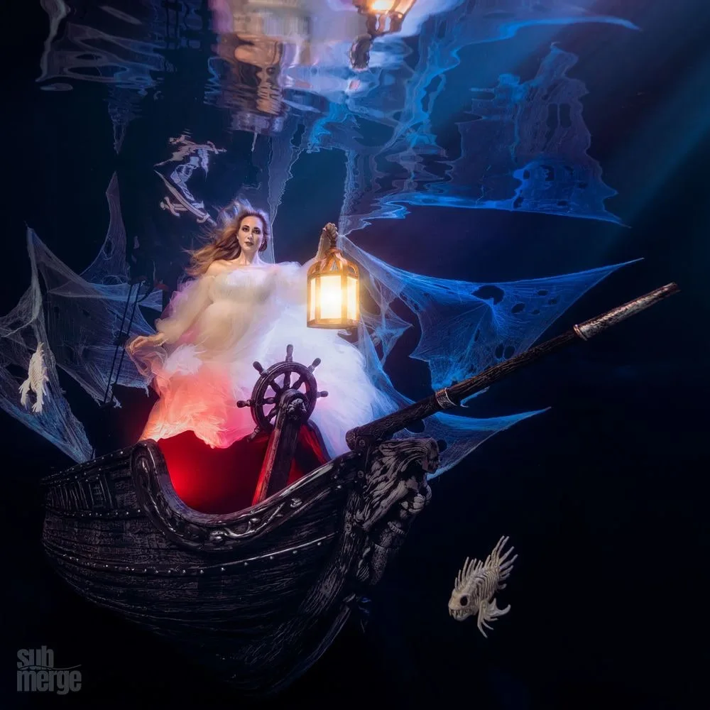 Ghost Ship: Underwater Portrait Sessions — 03 dsc08322 wm