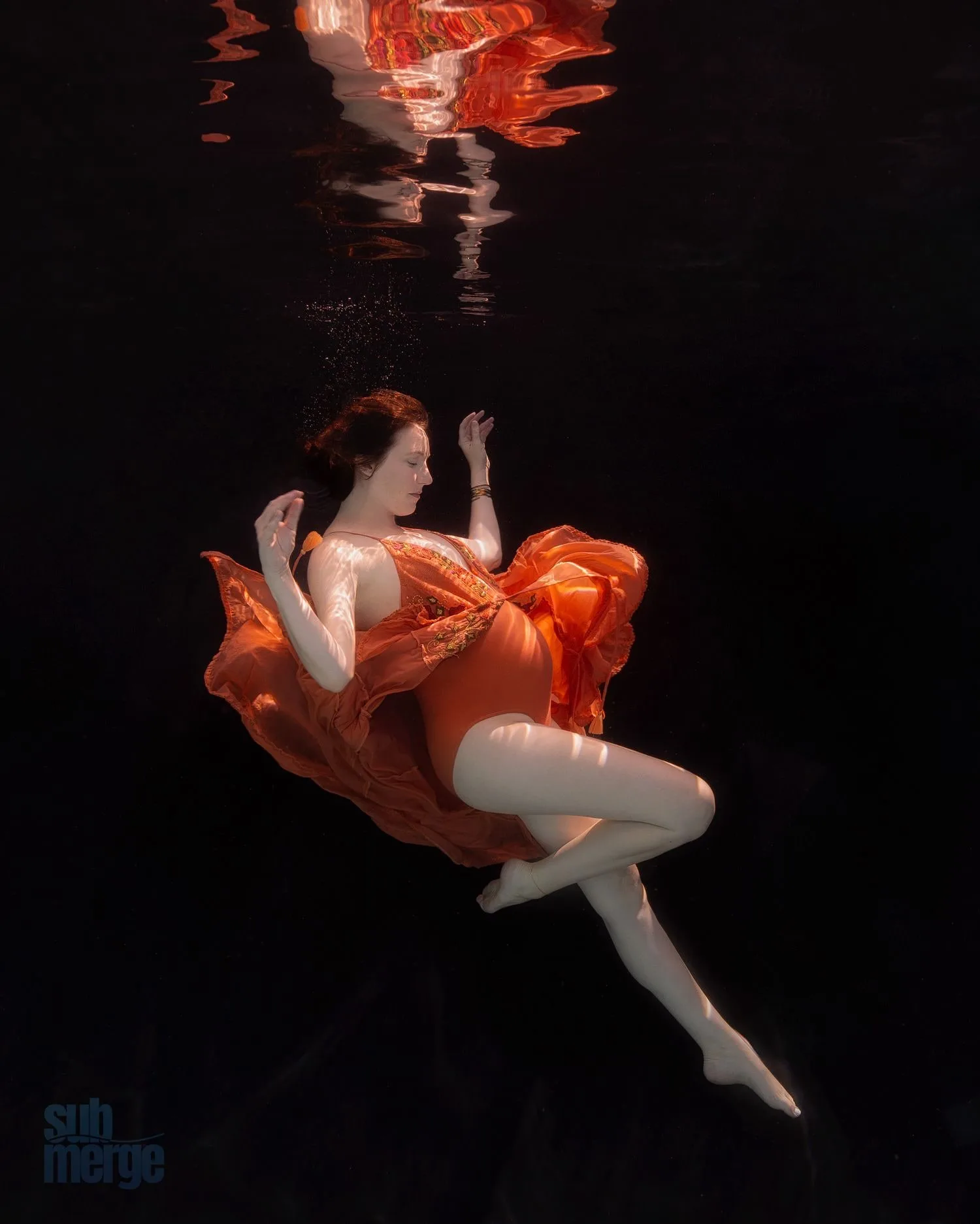 Underwater Maternity Portraits with Lauren — 04 ff a8579b4c9c79bd49bb4e5df436c1c364 f