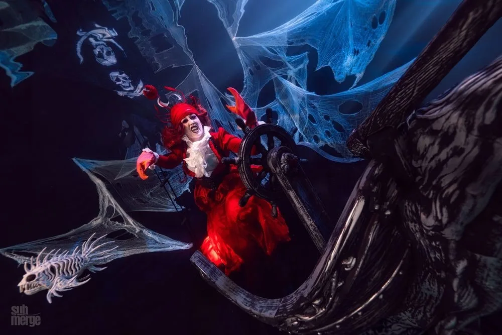 Ghost Ship: Underwater Portrait Sessions — 12 dsc08590 wm